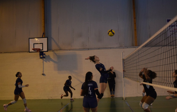 M18 filles 6x6 VB La Rochette 1 3/0 ACBB